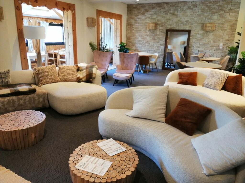 HÔTEL ESPACE – RESTAURANT LE DORMILLOUSE