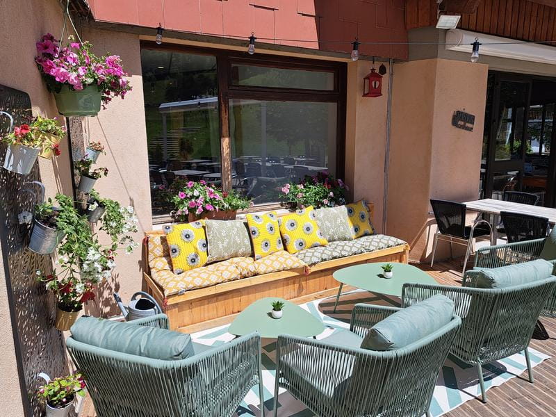 HÔTEL ESPACE – RESTAURANT LE DORMILLOUSE