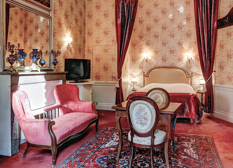 CHÂTEAU D&rsquo;AYRES HÔTEL-RESTAURANT