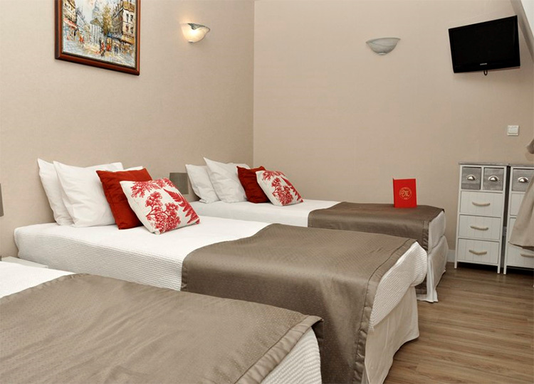 HÔTEL DU MONT-BLANC 2 ETOILES
