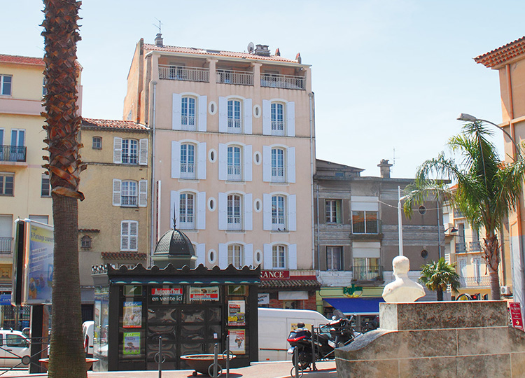 HÔTEL LE 21