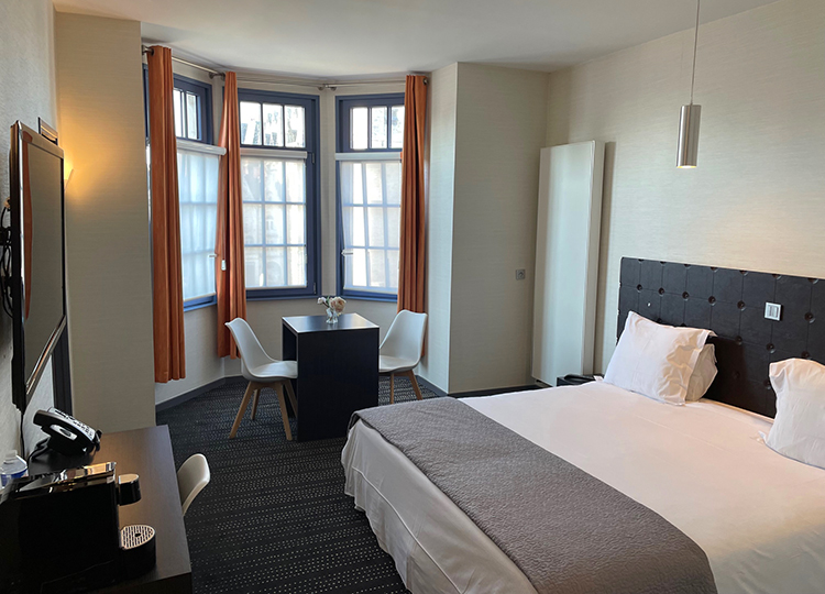 HÔTEL-RESTAURANT LE VIEUX BEFFROI