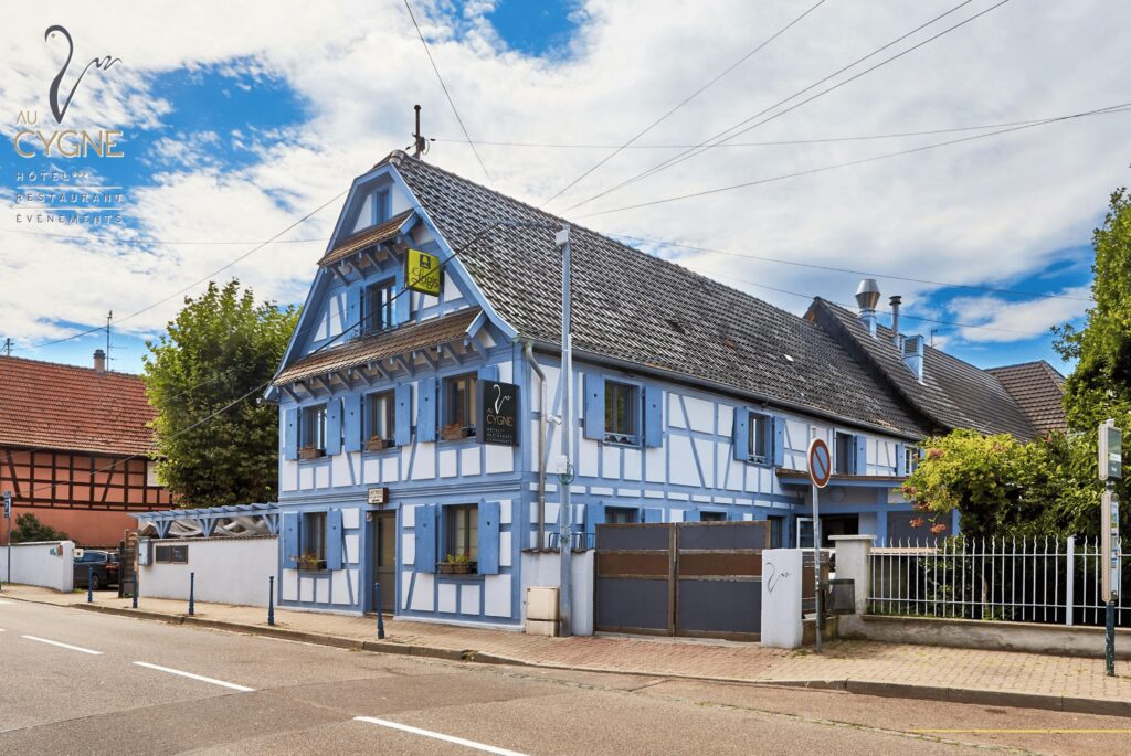 HÔTEL-RESTAURANT AU CYGNE